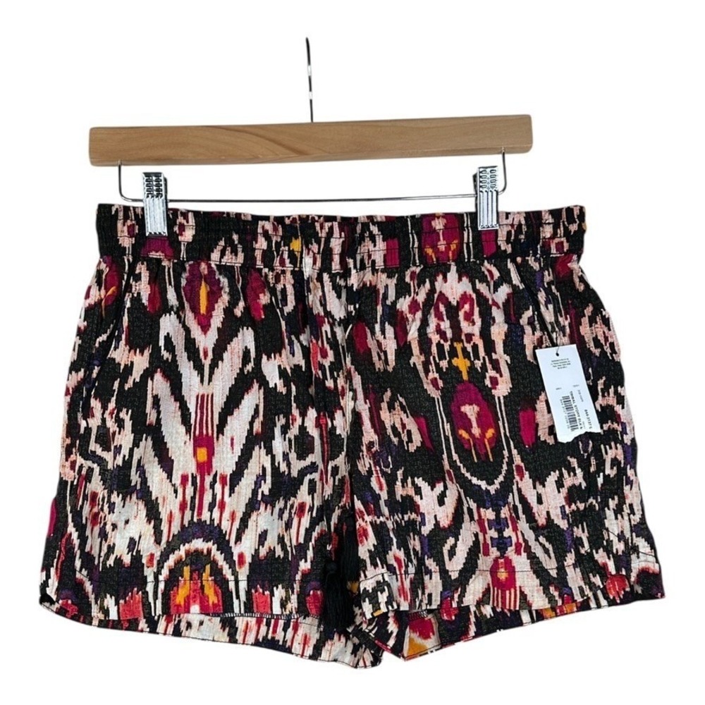 New a.n.a. Tribal Printed Elastic Waist Shorts size Small‎ Black/Red/Tan